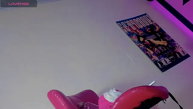 Alondra Campbell online show from 10/31/25, 03:29