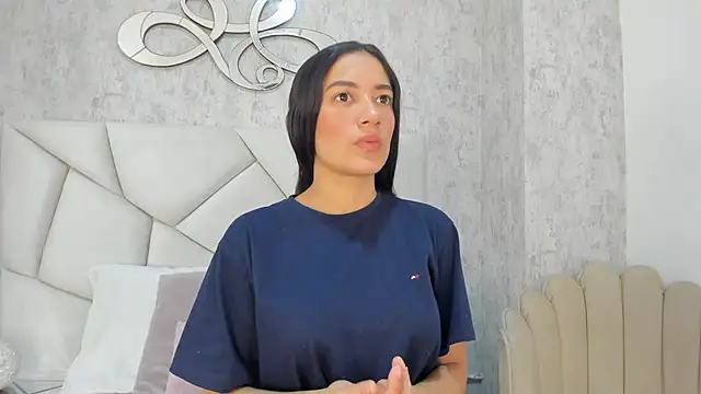 Skylerwhite02 online show from 11/09/25, 08:07