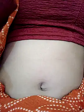 Snapshot of Aasha_devi05 chatting on 10/08/25, 07:28 Aasha devi05 online show from 10/08/25, 07:28