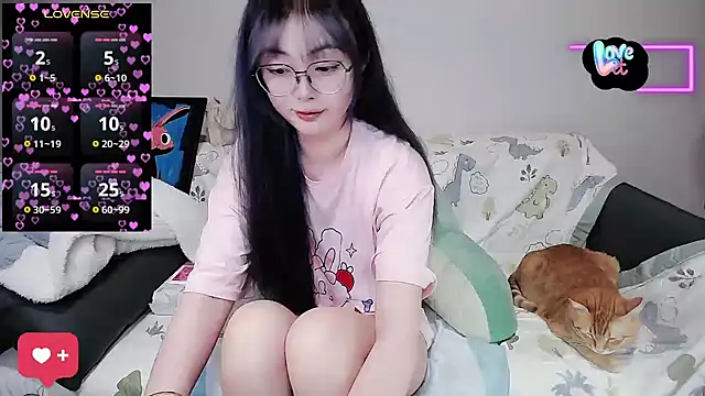 baby-yaya20 online show from 10/30/25, 11:44