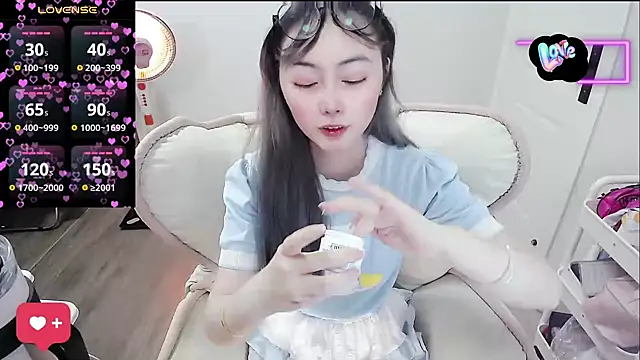 baby-yaya20 online show from 02/08/26, 10:40