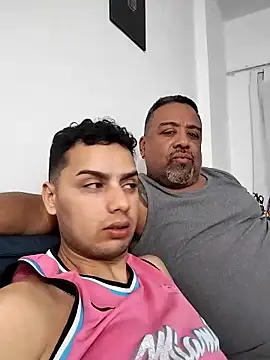 Snapshot of gatitosexxi chatting on 09/10/25, 05:07 gatitosexxi online show from 09/10/25, 05:07