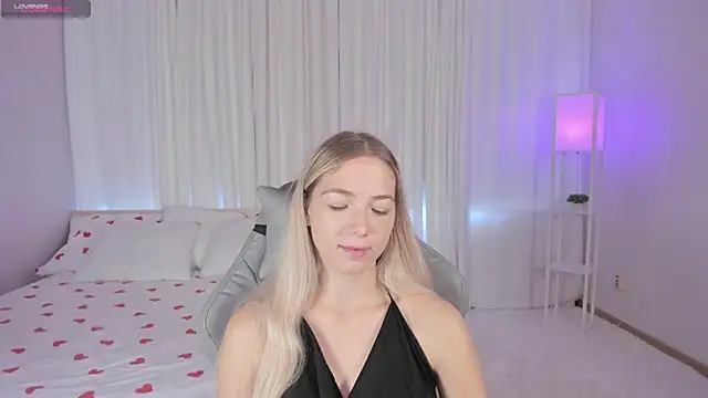 Susan Mimi online show from 09/27/25, 03:33