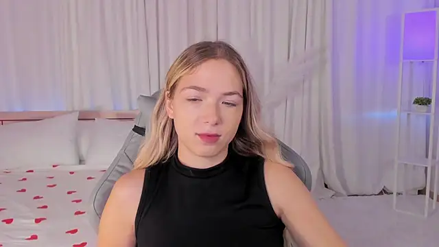 Susan Mimi online show from 10/05/25, 02:43