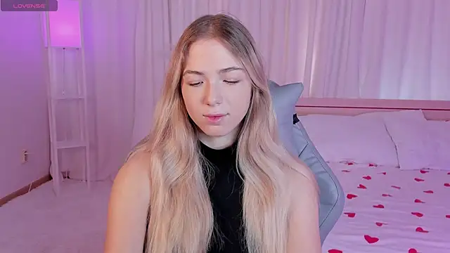 Susan Mimi online show from 11/20/25, 04:23