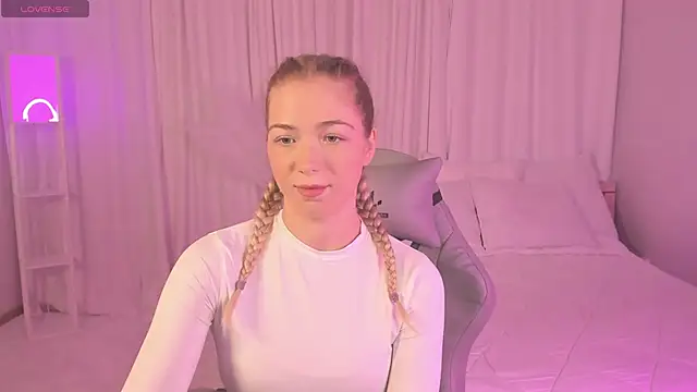 Susan Mimi online show from 12/03/25, 03:47