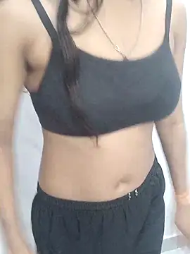 Snapshot of Your_Ayesha56 chatting on 04/14/26, 04:46 Your Ayesha56 online show from 04/14/26, 04:46