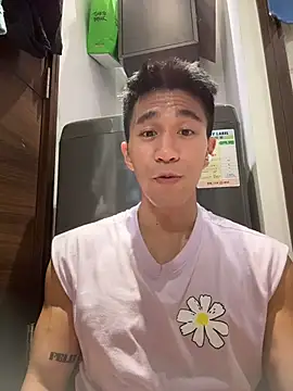 Snapshot of gooodboiii chatting on 04/08/26, 03:34 gooodboiii online show from 04/08/26, 03:34