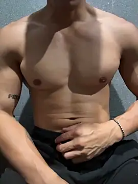 Snapshot of gooodboiii chatting on 04/16/26, 03:13 gooodboiii online show from 04/16/26, 03:13