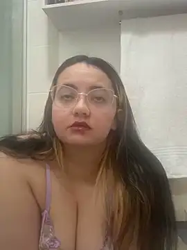 Snapshot of Sofia_dolly2569 chatting on 10/22/25, 08:19 Sofia dolly2569 online show from 10/22/25, 08:19