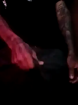 Snapshot of ElRompeponchi chatting on 09/17/25, 08:16 ElRompeponchi online show from 09/17/25, 08:16