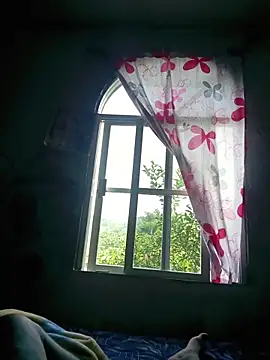 Snapshot of ElRompeponchi chatting on 09/26/25, 03:16 ElRompeponchi online show from 09/26/25, 03:16