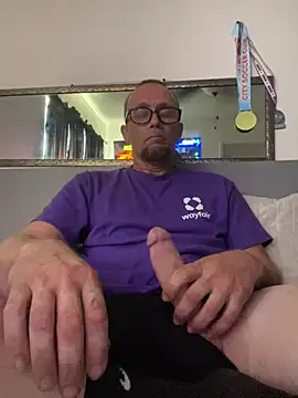 Snapshot of Nocturnal_Eros chatting on 06/01/26, 05:03 Nocturnal Eros online show from 06/01/26, 05:03