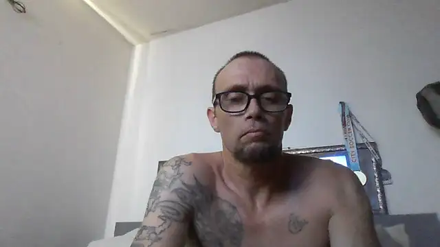 Snapshot of Nocturnal_Eros chatting on 06/14/26, 06:10 Nocturnal Eros online show from 06/14/26, 06:10