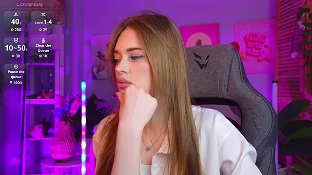 Snapshot of FlexyFox chatting on 03/11/26, 02:34 FlexyFox online show from 03/11/26, 02:34