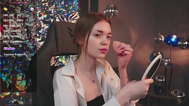 Snapshot of FlexyFox chatting on 03/31/26, 02:39 FlexyFox online show from 03/31/26, 02:39