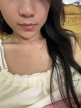 Snapshot of Chery-eva chatting on 09/14/25, 03:55 Chery-eva online show from 09/14/25, 03:55