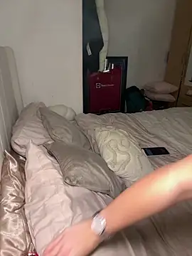 Snapshot of BlondeBetty chatting on 03/13/26, 06:14 BlondeBetty online show from 03/13/26, 06:14