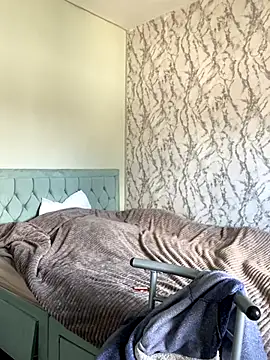 Camwithchlox online show from 10/25/25, 11:29