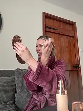 SexySaraxxoo online show from 02/24/26, 12:25