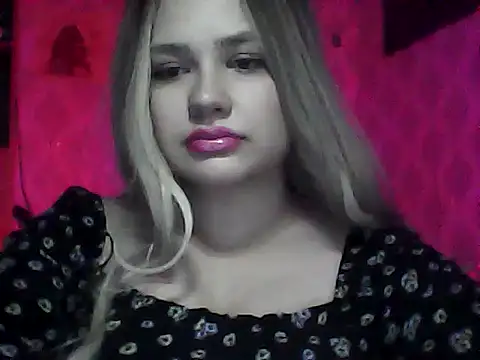 Snapshot of Felira chatting on 07/03/26, 07:20 Felira online show from 07/03/26, 07:20