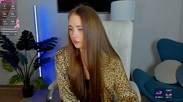 Snapshot of Sweet__Amily chatting on 10/03/25, 12:13 Sweet Amily online show from 10/03/25, 12:13