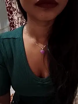 Itz Mayra  online show from 11/13/25, 07:29