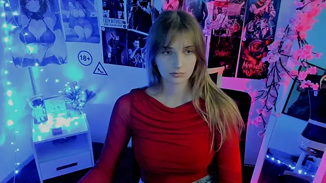 NeyliDream online show from 11/18/25, 07:24