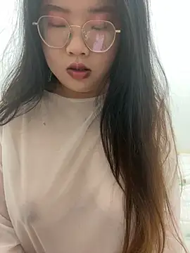 Snapshot of xxwang20 chatting on 03/19/26, 02:43 xxwang20 online show from 03/19/26, 02:43