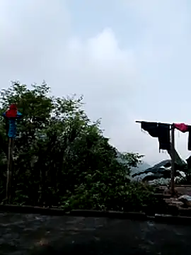 Huyen x online show from 03/24/26, 01:10