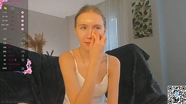 Succubelle online show from 11/17/25, 06:52