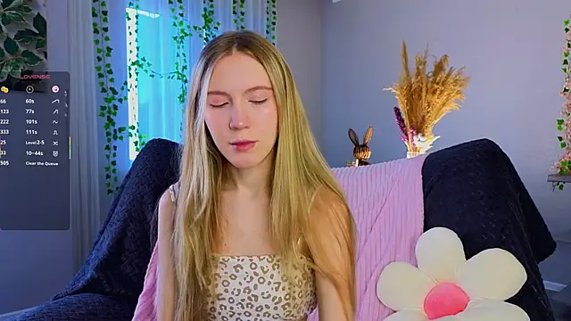 Succubelle online show from 12/16/25, 07:13