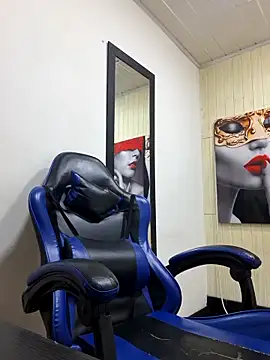 susan mooree online show from 11/20/25, 07:24