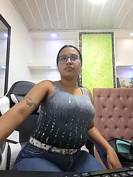 susan mooree online show from 11/30/25, 05:50