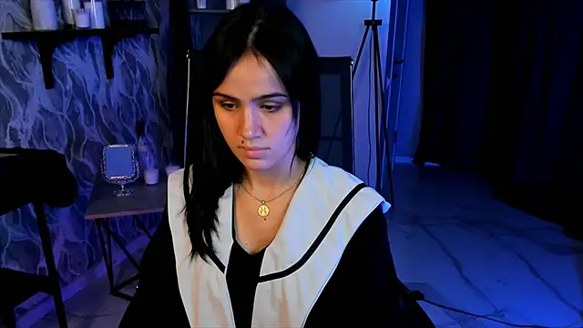 MonicaFarmer online show from 09/21/25, 09:05