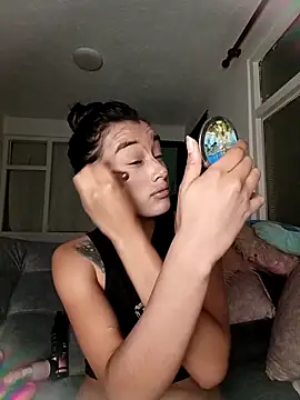 Snapshot of sweetdubros2 chatting on 10/29/25, 05:31 sweetdubros2 online show from 10/29/25, 05:31