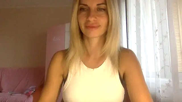 KarelliaStar online show from 10/01/25, 06:19