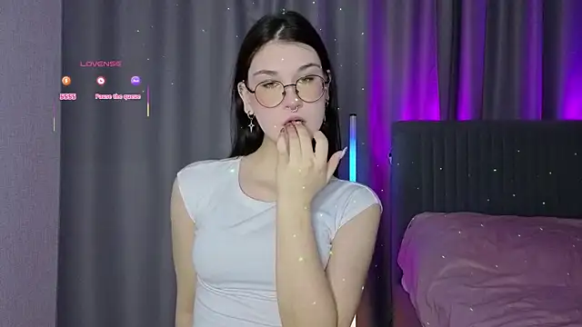 Snapshot of RicingMining chatting on 10/05/25, 05:39 RicingMining online show from 10/05/25, 05:39