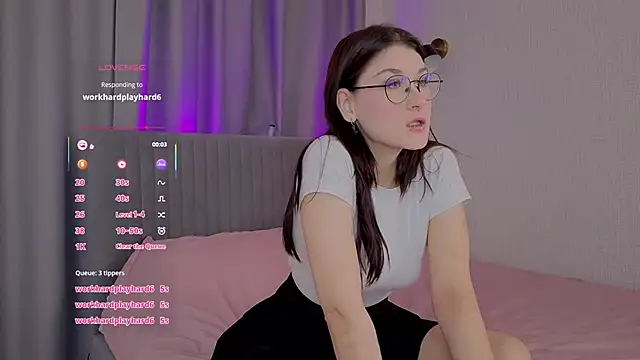 Snapshot of RicingMining chatting on 10/16/25, 05:19 RicingMining online show from 10/16/25, 05:19