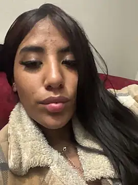 Snapshot of Deysha_Garcias chatting on 10/26/25, 03:56 Deysha Garcias online show from 10/26/25, 03:56