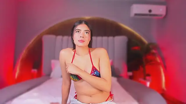 Snapshot of Isabellax21 chatting on 02/13/26, 04:19 Isabellax21 online show from 02/13/26, 04:19