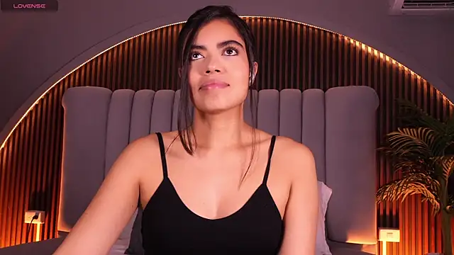 Snapshot of Isabellax21 chatting on 03/17/26, 04:06 Isabellax21 online show from 03/17/26, 04:06