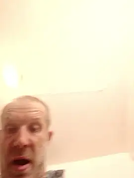 Mrdano0000 online show from 06/04/26, 04:29