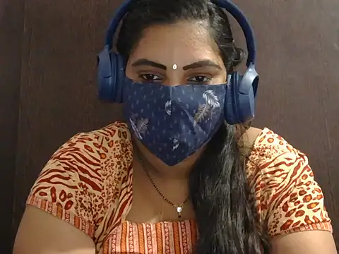 Snapshot of Nisha-telugu chatting on 11/22/25, 06:07 Nisha-telugu online show from 11/22/25, 06:07