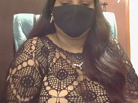 Snapshot of Nisha-telugu chatting on 12/05/25, 04:14 Nisha-telugu online show from 12/05/25, 04:14