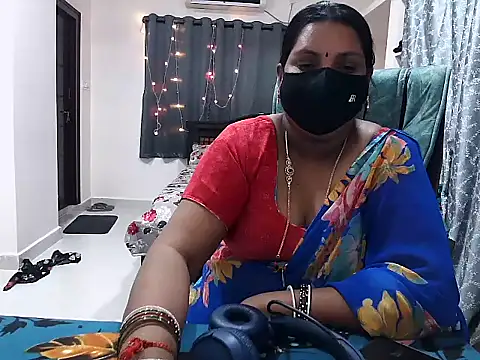 Snapshot of Nisha-telugu chatting on 06/19/26, 06:23 Nisha-telugu online show from 06/19/26, 06:23