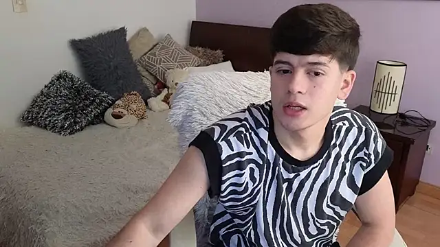 Snapshot of tightncuteass chatting on 09/16/25, 02:07 tightncuteass online show from 09/16/25, 02:07