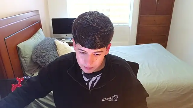 Snapshot of tightncuteass chatting on 09/23/25, 09:18 tightncuteass online show from 09/23/25, 09:18