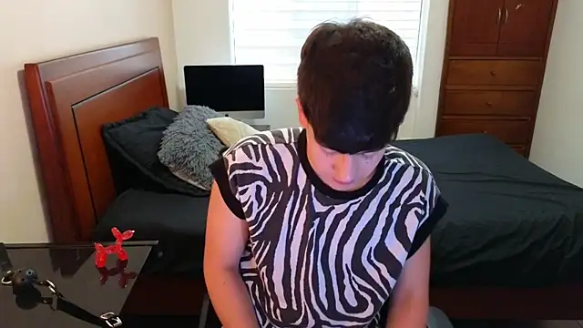 Snapshot of tightncuteass chatting on 11/02/25, 10:01 tightncuteass online show from 11/02/25, 10:01