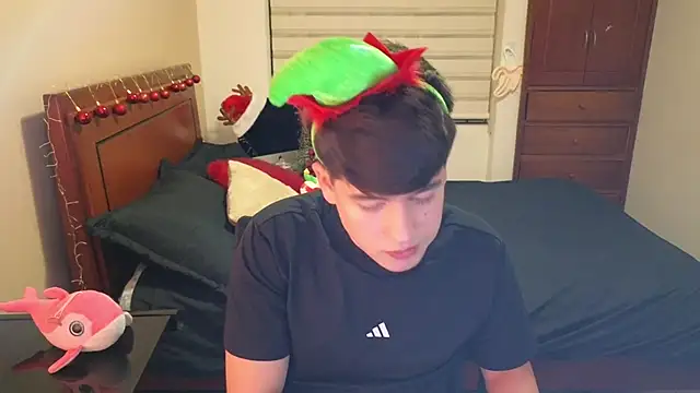 Snapshot of tightncuteass chatting on 11/08/25, 12:55 tightncuteass online show from 11/08/25, 12:55